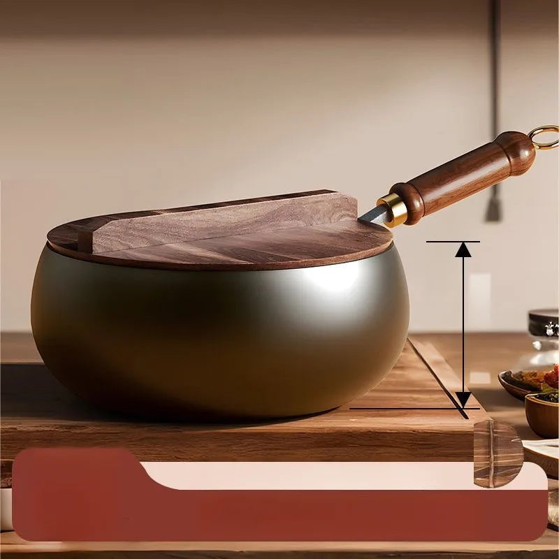 مقلاة ووك حديدية صغيرة منزلية متعددة الأغراض غير لاصقة مصنوعة يدويًا من الحديد النقي مع غطاء مقلاة غير مطلية ووك كبير البطن