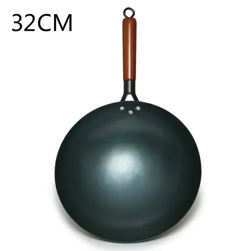 مقلاة ووك صينية تقليدية جديدة لعام 2024 مصنوعة يدويًا من الحديد ومقبض خشبي ومقلاة ووك غاز غير لاصقة وأدوات طهي المطبخ وعاء حديدي