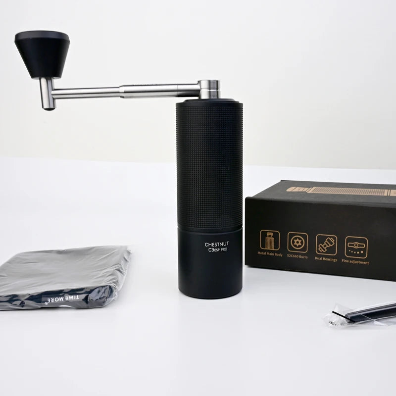 مطحنة قهوة يدوية محمولة من TIMEMORE C3ESP Pro، مزودة بشفرات S2C، ودقة طحن 23.3 ميكرومتر لكل نقرة، ومقبض قابل للطي